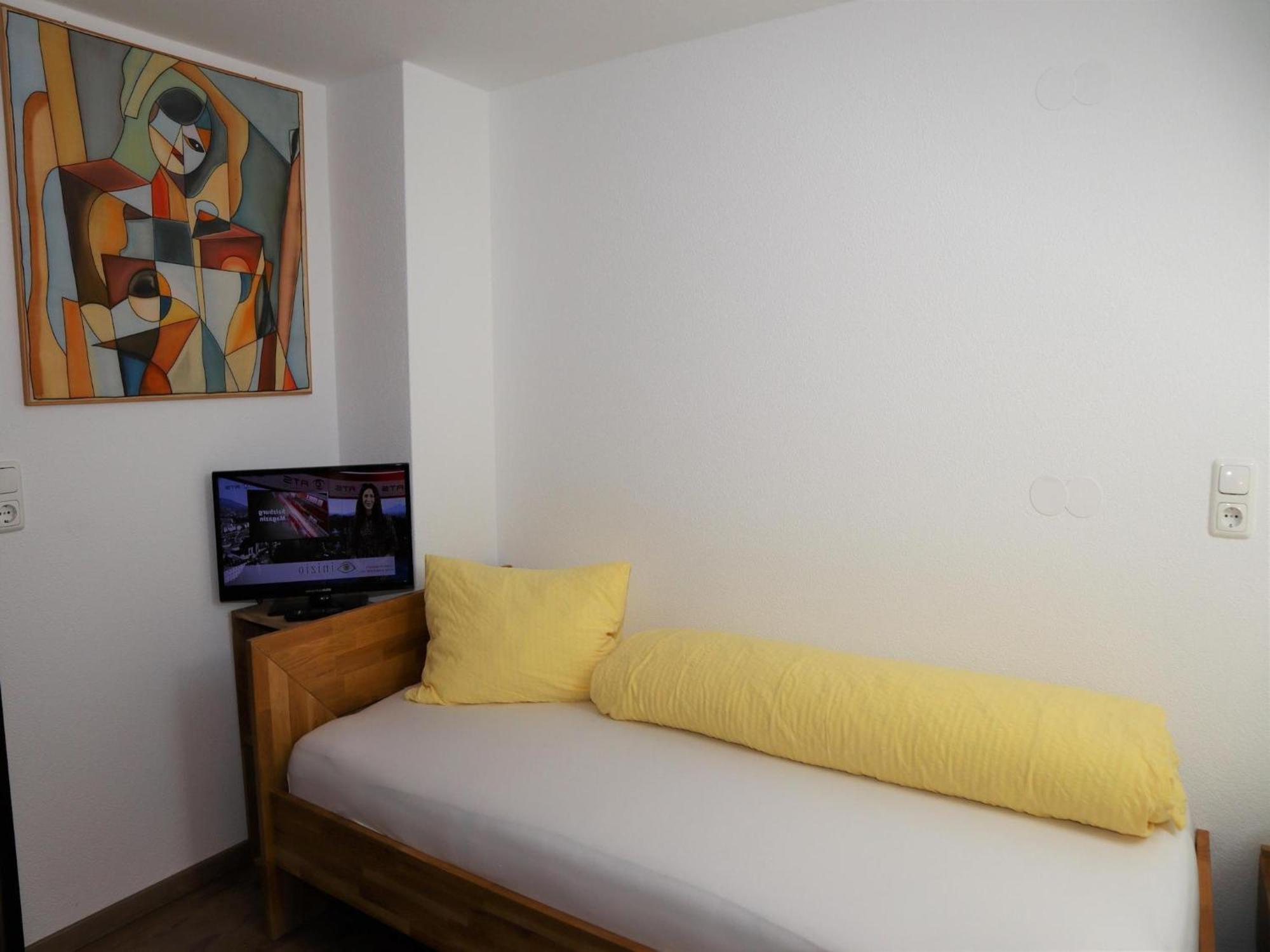 Flat In Krimml With A Balcony Appartement Buitenkant foto