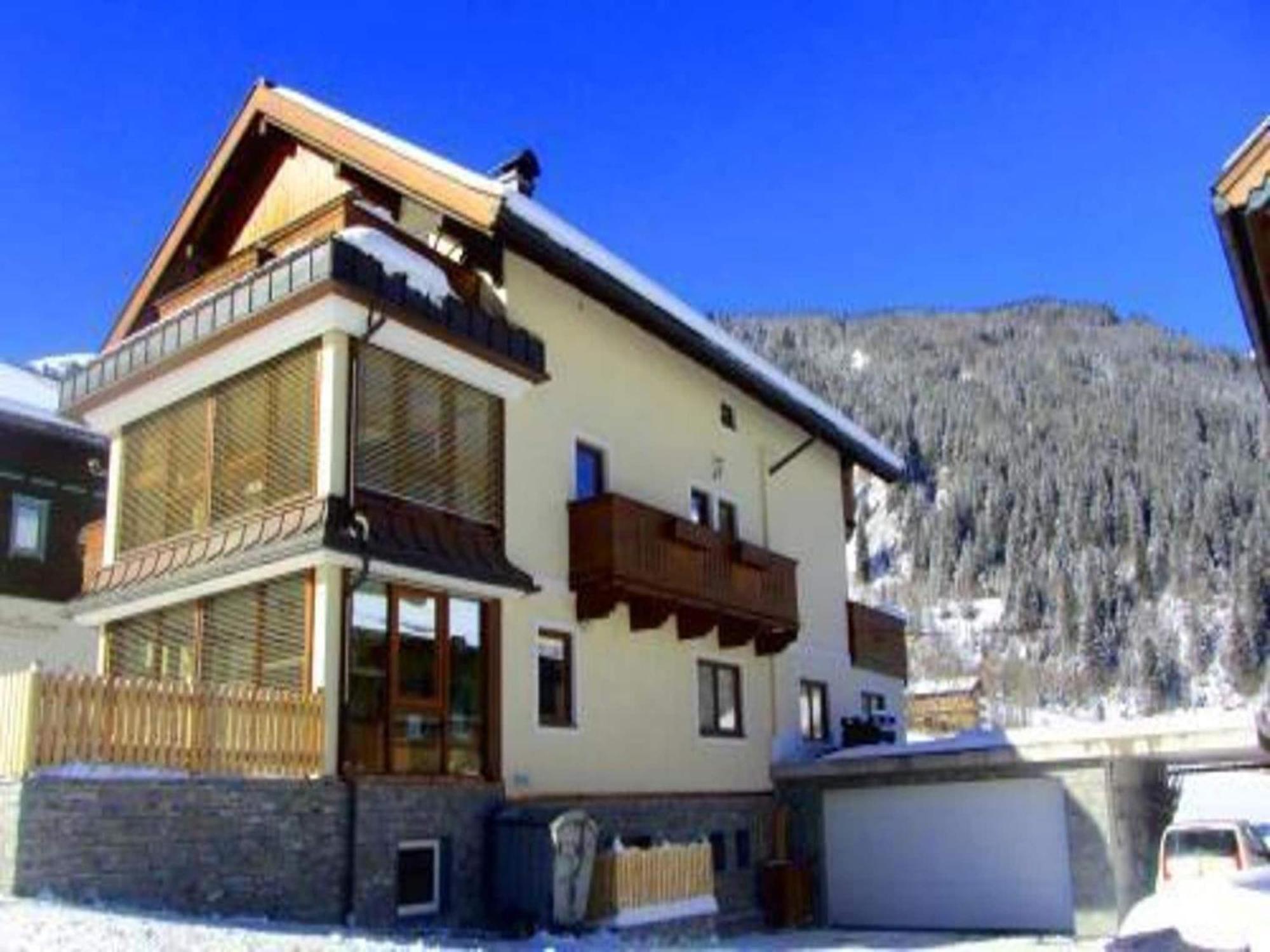 Flat In Krimml With A Balcony Appartement Buitenkant foto