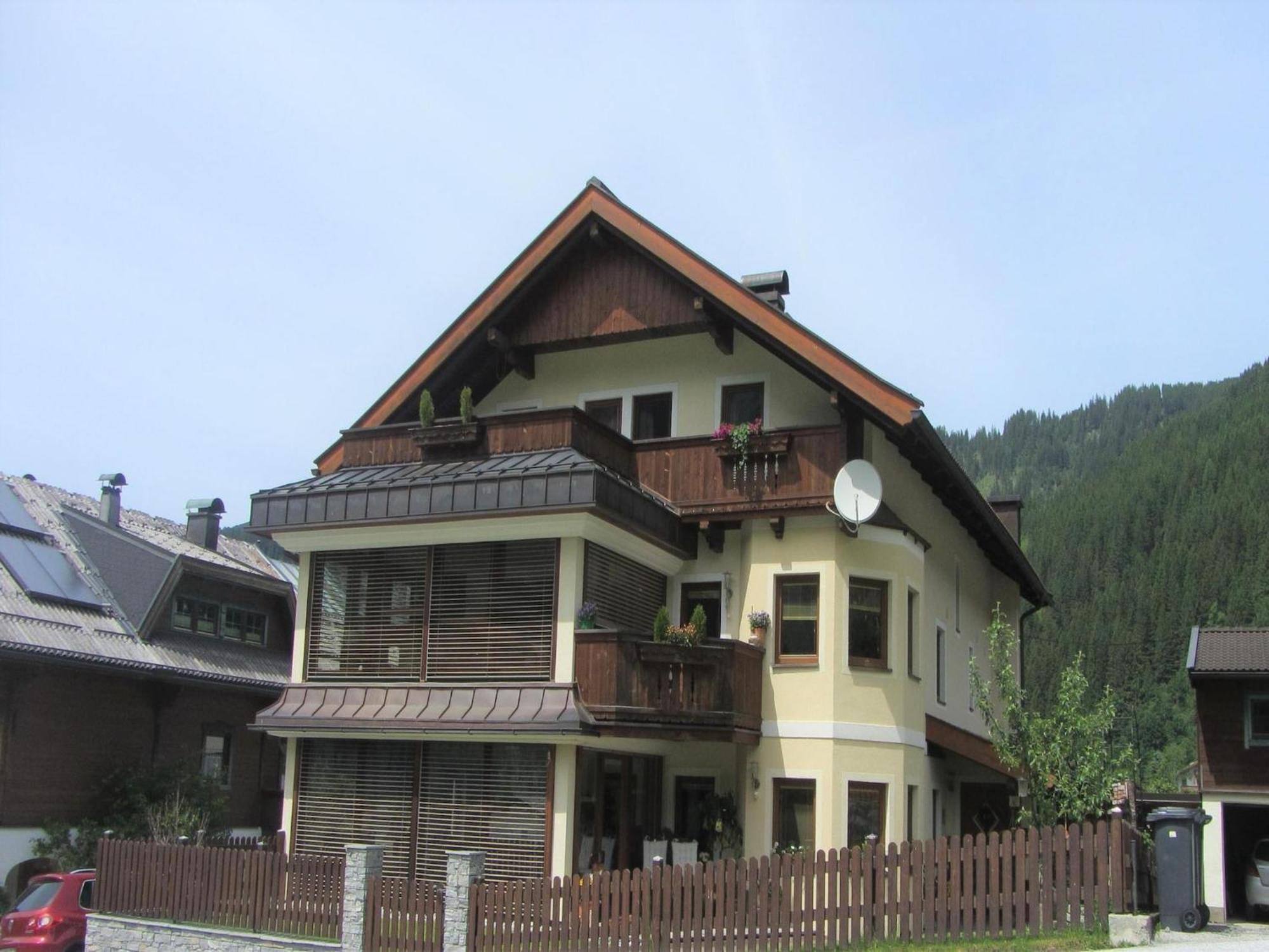 Flat In Krimml With A Balcony Appartement Buitenkant foto
